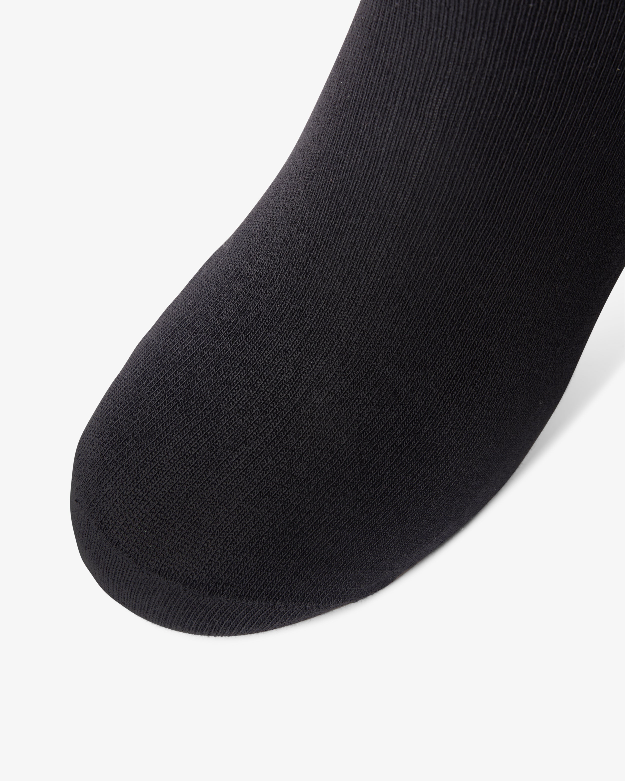 Socken aus Bambus mit flachen nicht störenden Nähten